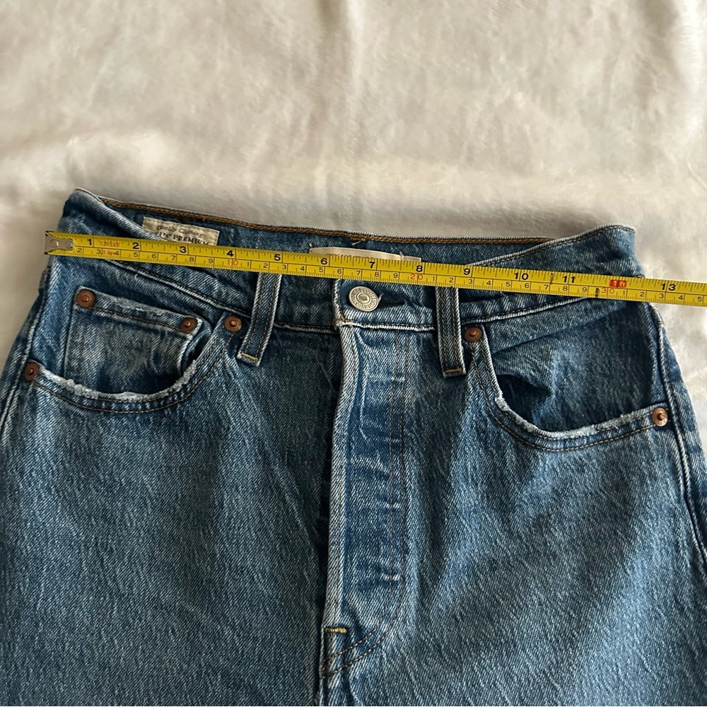 Levi’s Ribcage Crop Boot Denim Jeans - Picture 7 of 8